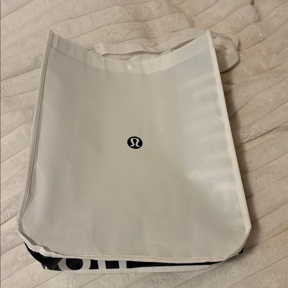 Lululemon White and Black LARGE Shopping Bag - Picture 1 of 4